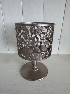 Floral Cutout Decorative Candle Holder